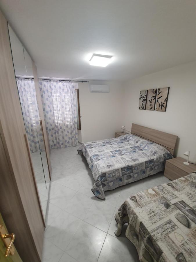 Yellowhouse Appartement Cala Gonone Buitenkant foto