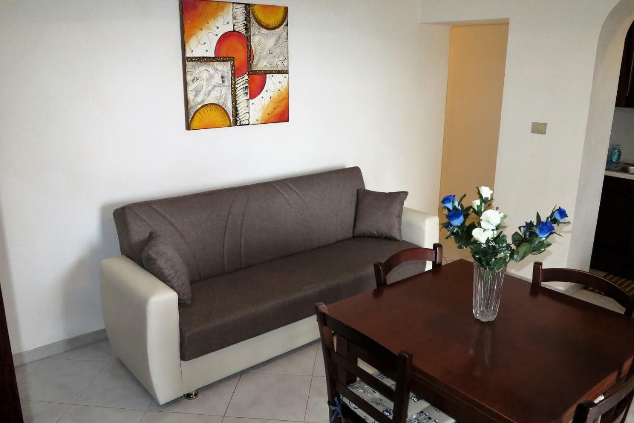 Yellowhouse Appartement Cala Gonone Buitenkant foto