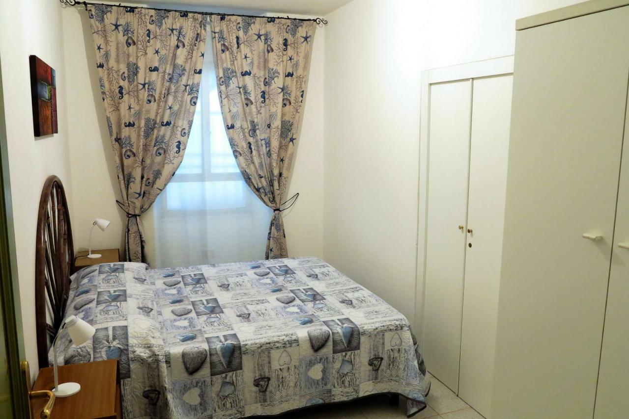 Yellowhouse Appartement Cala Gonone Buitenkant foto