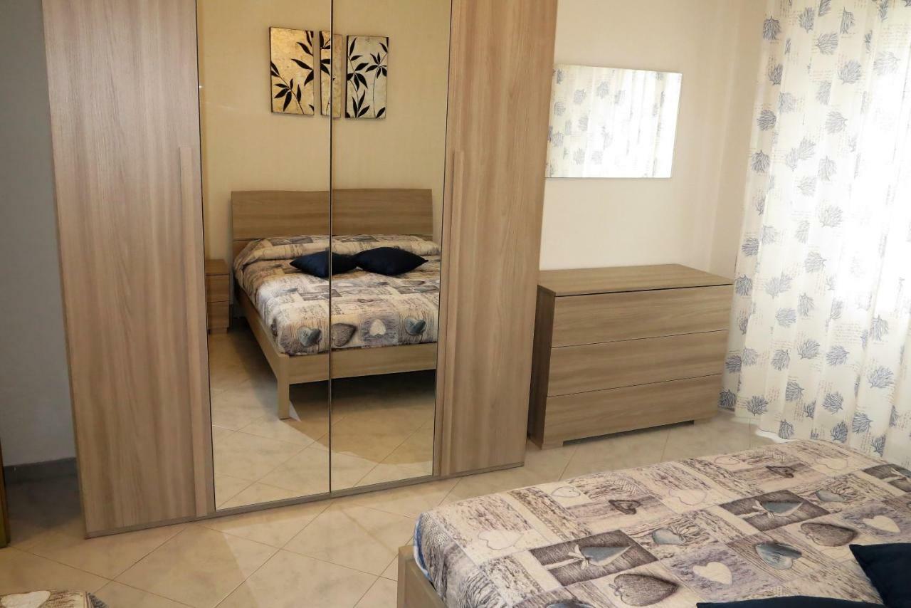 Yellowhouse Appartement Cala Gonone Buitenkant foto